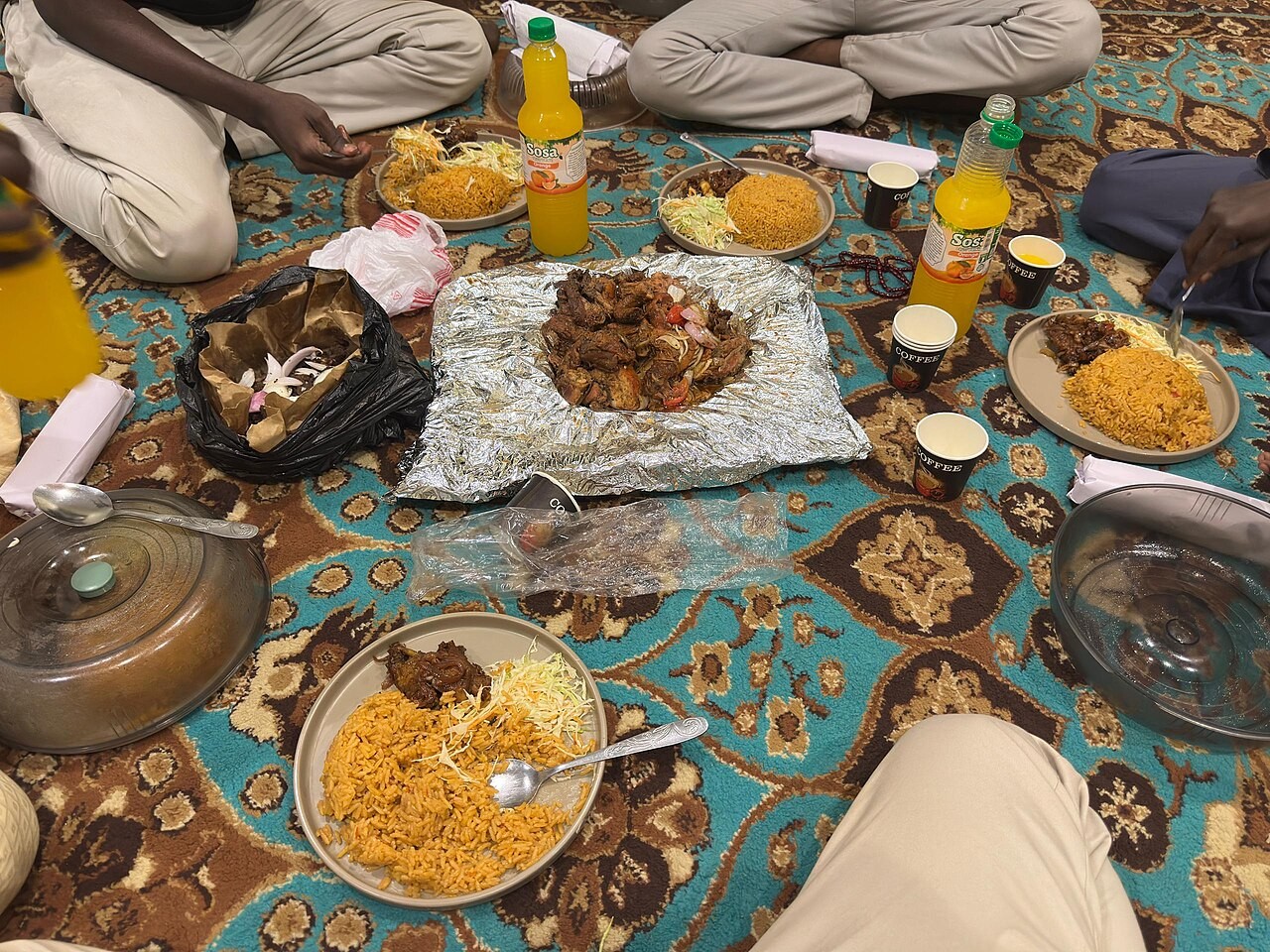 Friends sharing ifṭār, the meal that breaks the Ramadan fast after sunset.