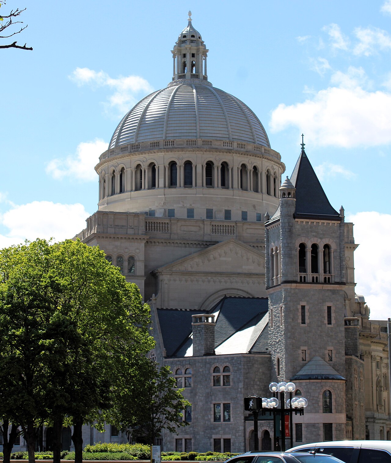 The First Church of Christ, Scientist in Boston: the domed Mother Church extension beside the original Romanesque church.