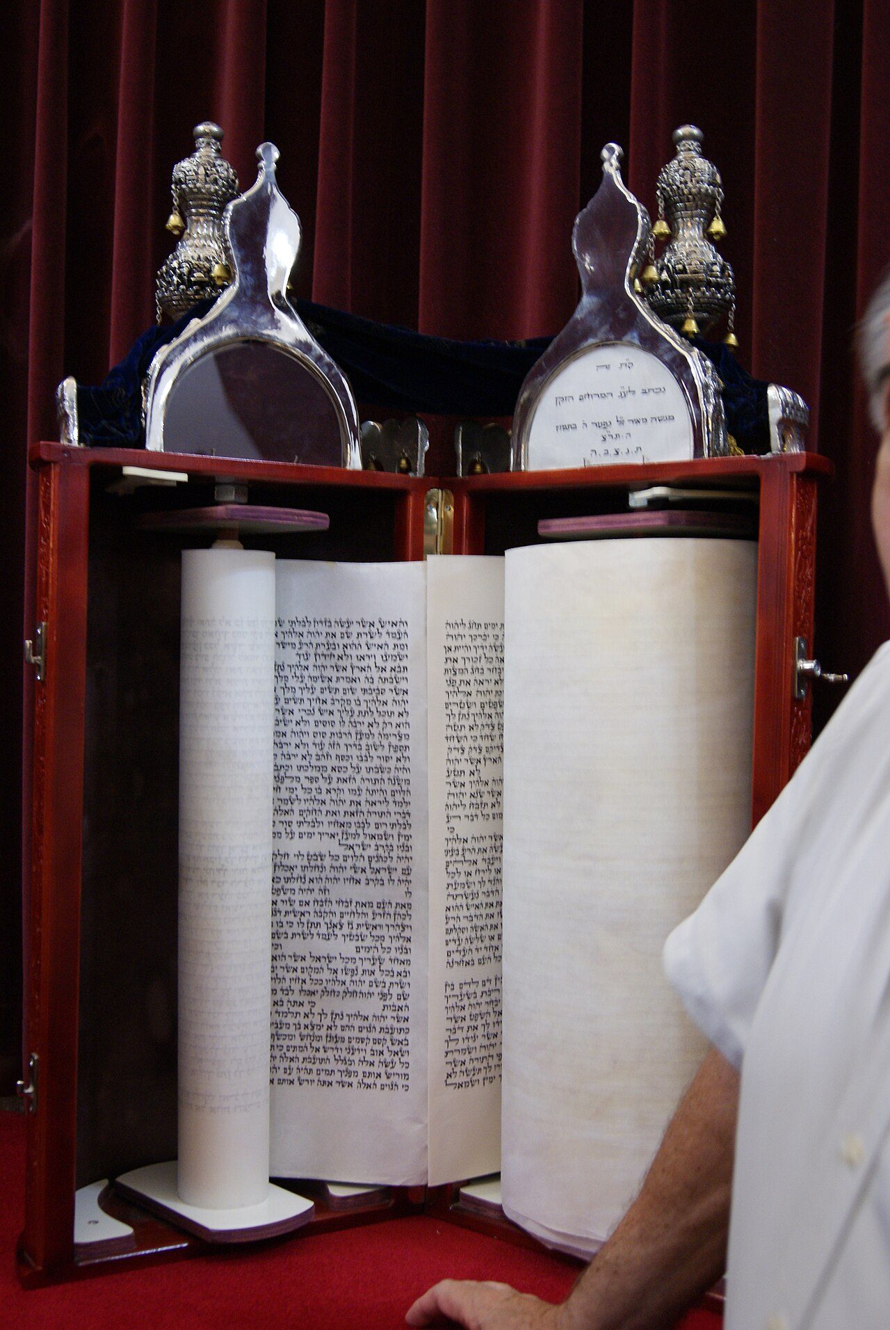 An open Torah scroll in the Chesed-El Synagogue, Singapore